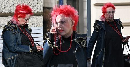 Dawno niewidziana Krystyna Mazurówna przemierza warszawskie ulice w mrocznej stylizacji. Ikona?