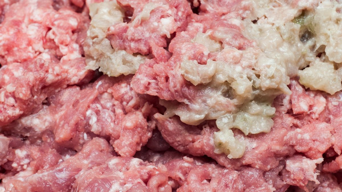 Dlaczego mięso mielone szarzeje? 