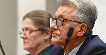 Nie zostaną wyłączeni. Wniosek ws. Pawłowicz i Piotrowicza oddalony