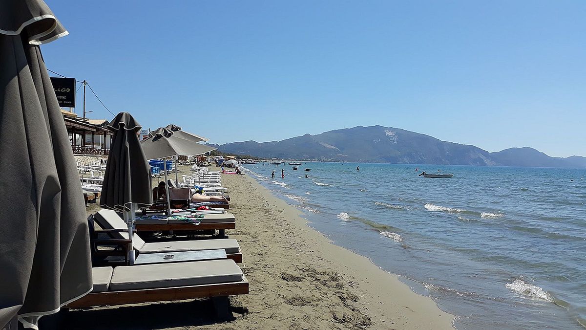 Grecja kontra polski Bałtyk. Gdzie taniej?