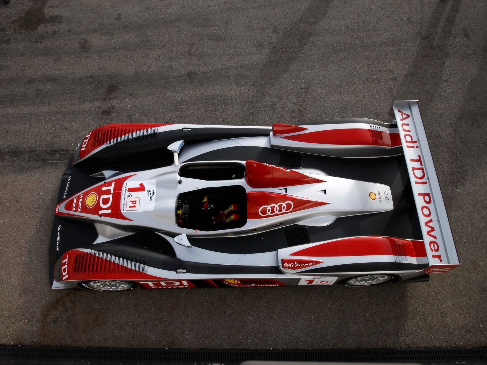 [h2]Audi R10 TDI na sezony 2008-2010[/h2]