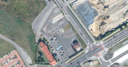 Radni apelowali o udostępnienie parkingu przed siedzibą ZDiTM w czasie meczów Motoru. Jest odpowiedź miasta