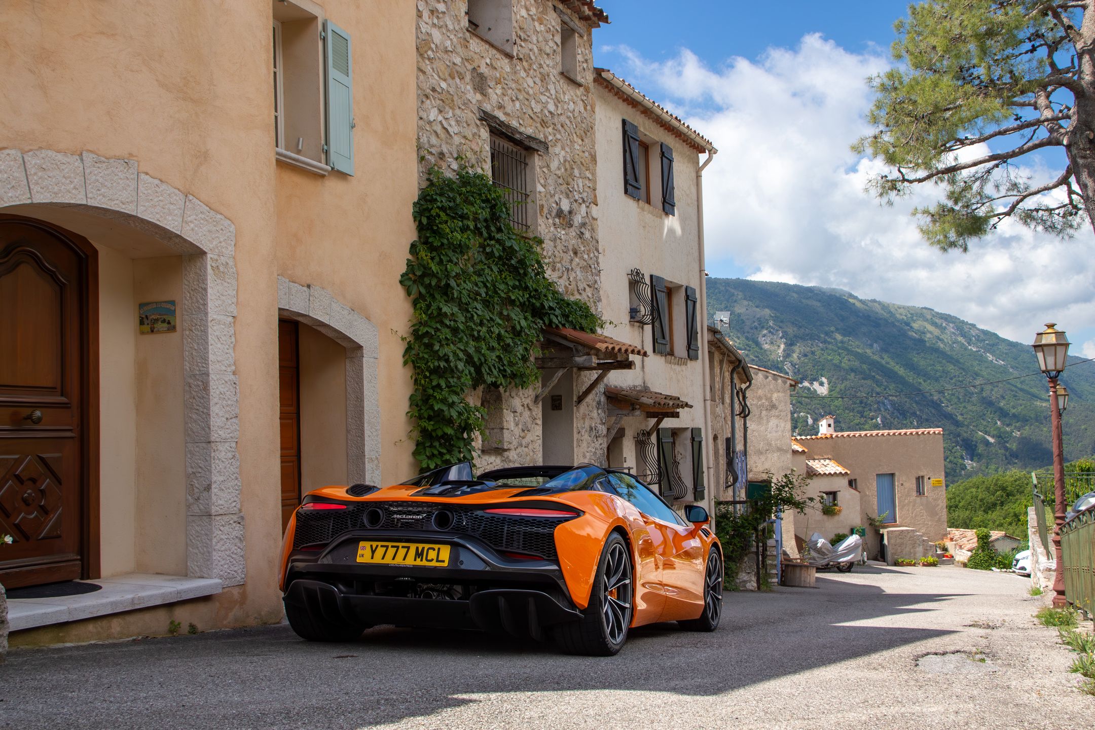 McLaren Artura Spider 2024