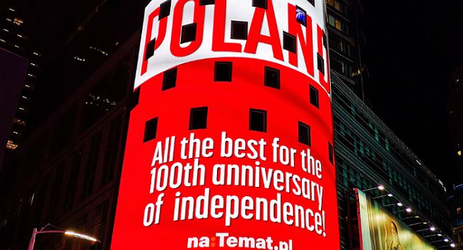 naTemat na 100-lecie niepodległości Polski ze spotem na Times Square (wideo)