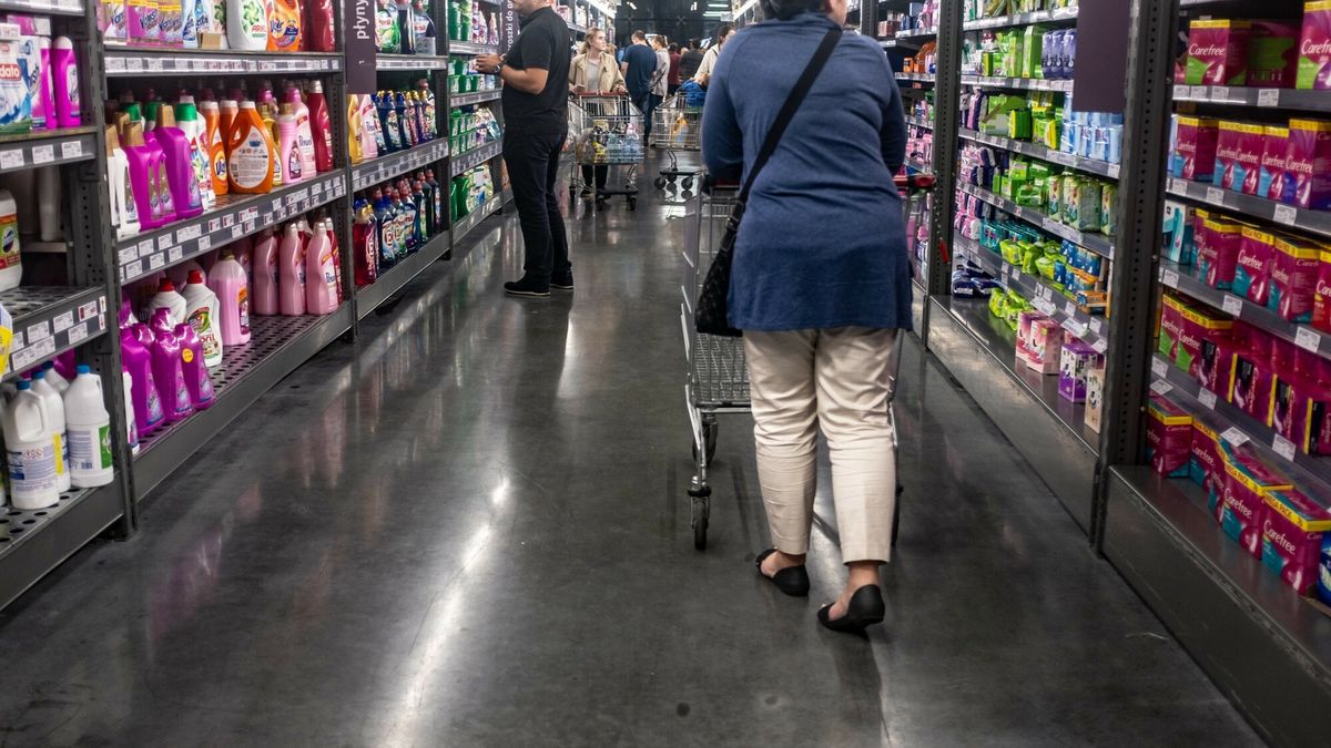 Chemia z Niemiec
15.09.2018 Warszawa, Chemia z Niemiec N/Z Chemia gospodarcza z Niemiec w Slegros fot. Grzegorz Banaszak/REPORTER
Grzegorz Banaszak/REPORTER