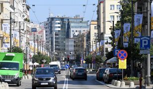 Sprowadzane luksusowe samochody rejestrowali jako wraki