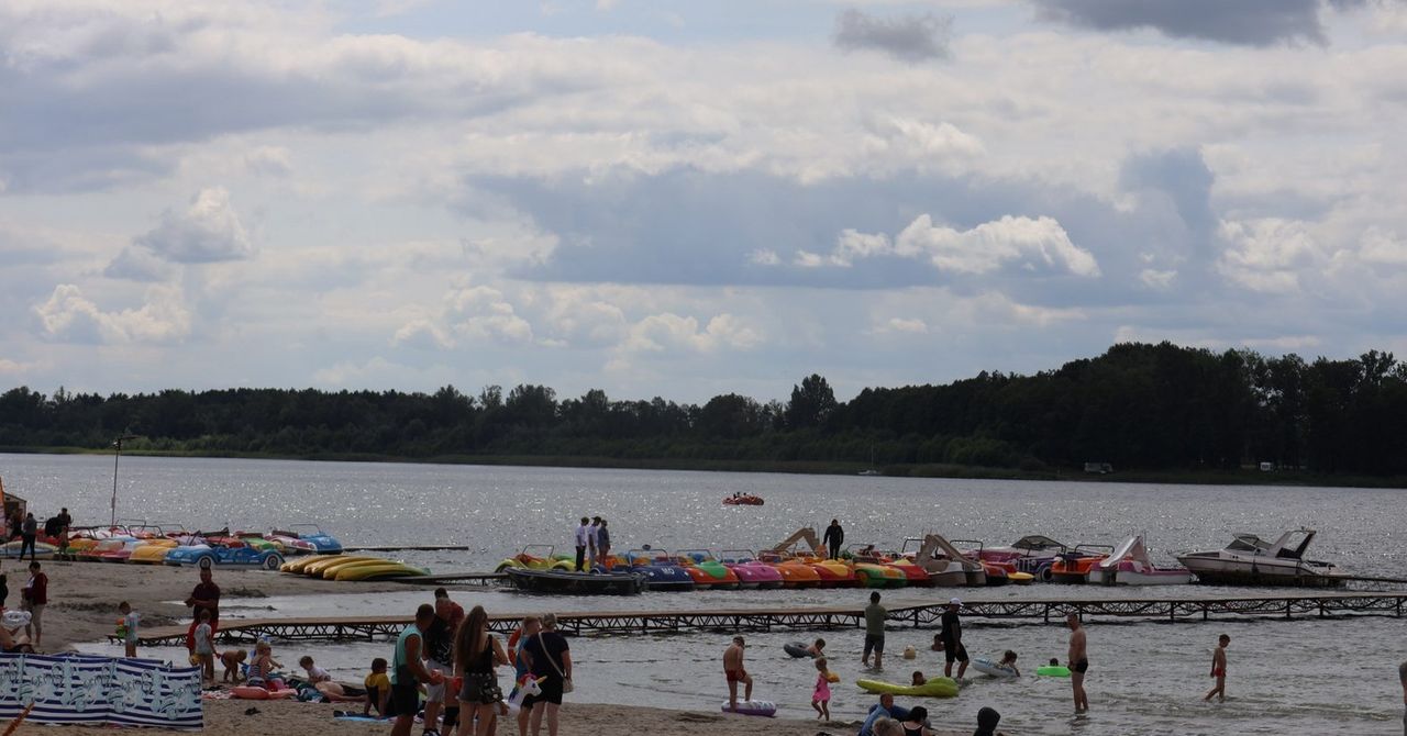Burze, deszcz i porywisty wiatr. Pierwszy weekend września upalny, ale z ostrzeżeniami