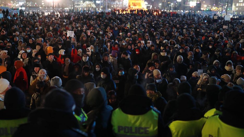 Szturmowali budynki rządowe. Zamieszki w Mongolii