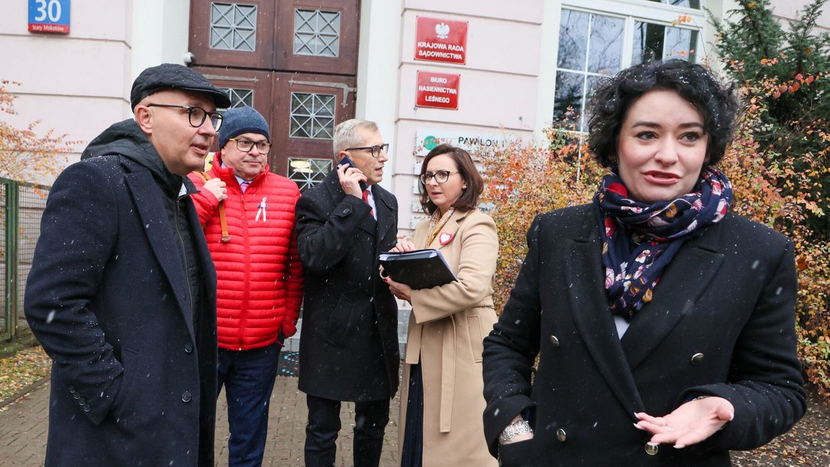 W KRS zasiadają m.in. obecni na zdjęciu Robert Kropiwnicki, Krzysztof Kwiatkowski, Kamila Gasiuk-Pihowicz i Anna Maria Żukowska. Adam Bodnar nie otrzymał diet