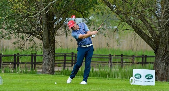 Adrian Meronk ambasadorem Land Rovera