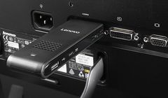 Minikomputer Ideacentre Stick 300 od Lenovo wyglądający jak pendrive