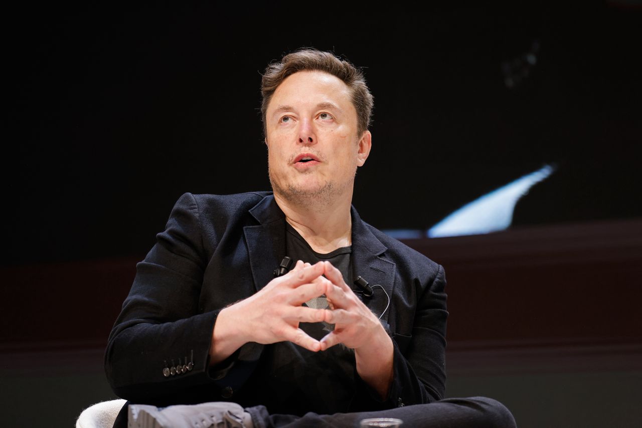 Elon Musk shuts down Brazilian office amid censorship row