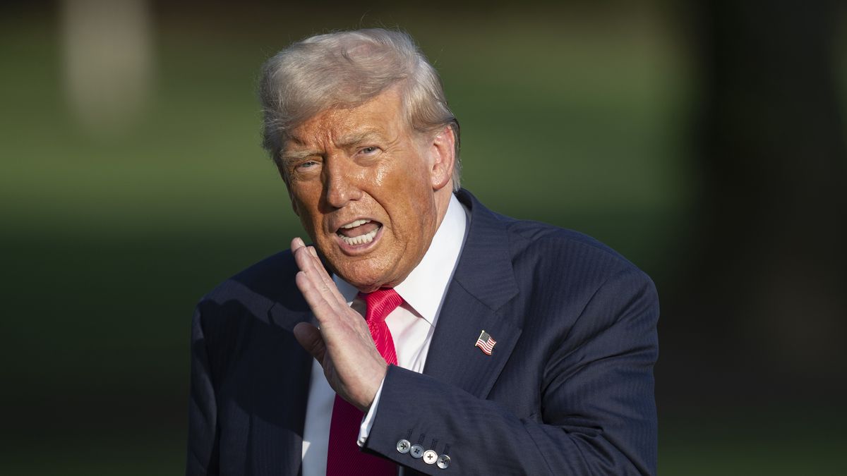 WASHINGTON DC, UNITED STATES - JULY 15: United States President Donald Trump return to the White House from Pittsburgh, Pennsylvania on July 15, 2025, in Washington DC, United States (Photo by Celal Gunes/Anadolu via Getty Images)