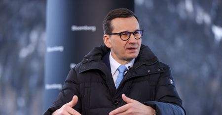 Ustawa wiatrakowa. Premier: kompromis 700 metrów nie jest zły