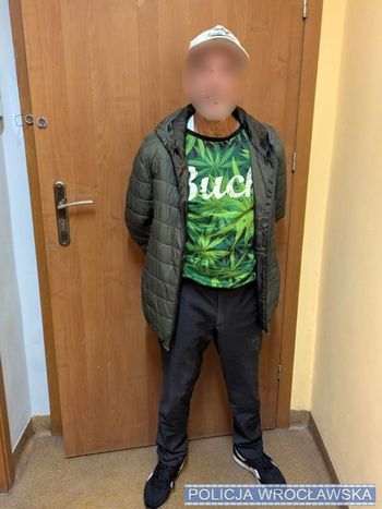Napadł na mężczyznę w przychodni, a potem miał okradać seniorów "na hydraulika"! 54-latek w rękach policji