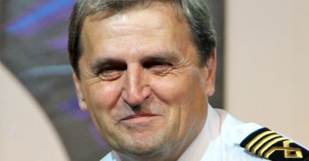 Słynne lądowanie 1 listopada. Kapitan Tadeusz Wrona: Najbardziej denerwują mnie korki w Warszawie