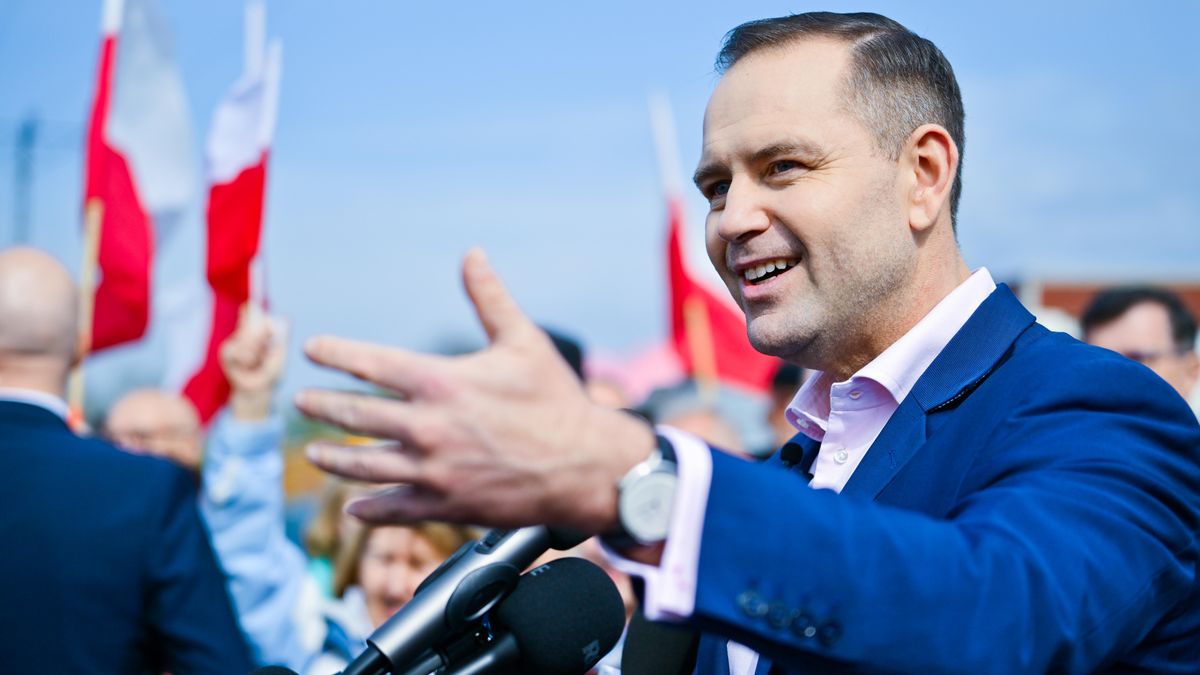 Karol Nawrocki tłumaczy się z mieszkania, które - jak ujawniły m