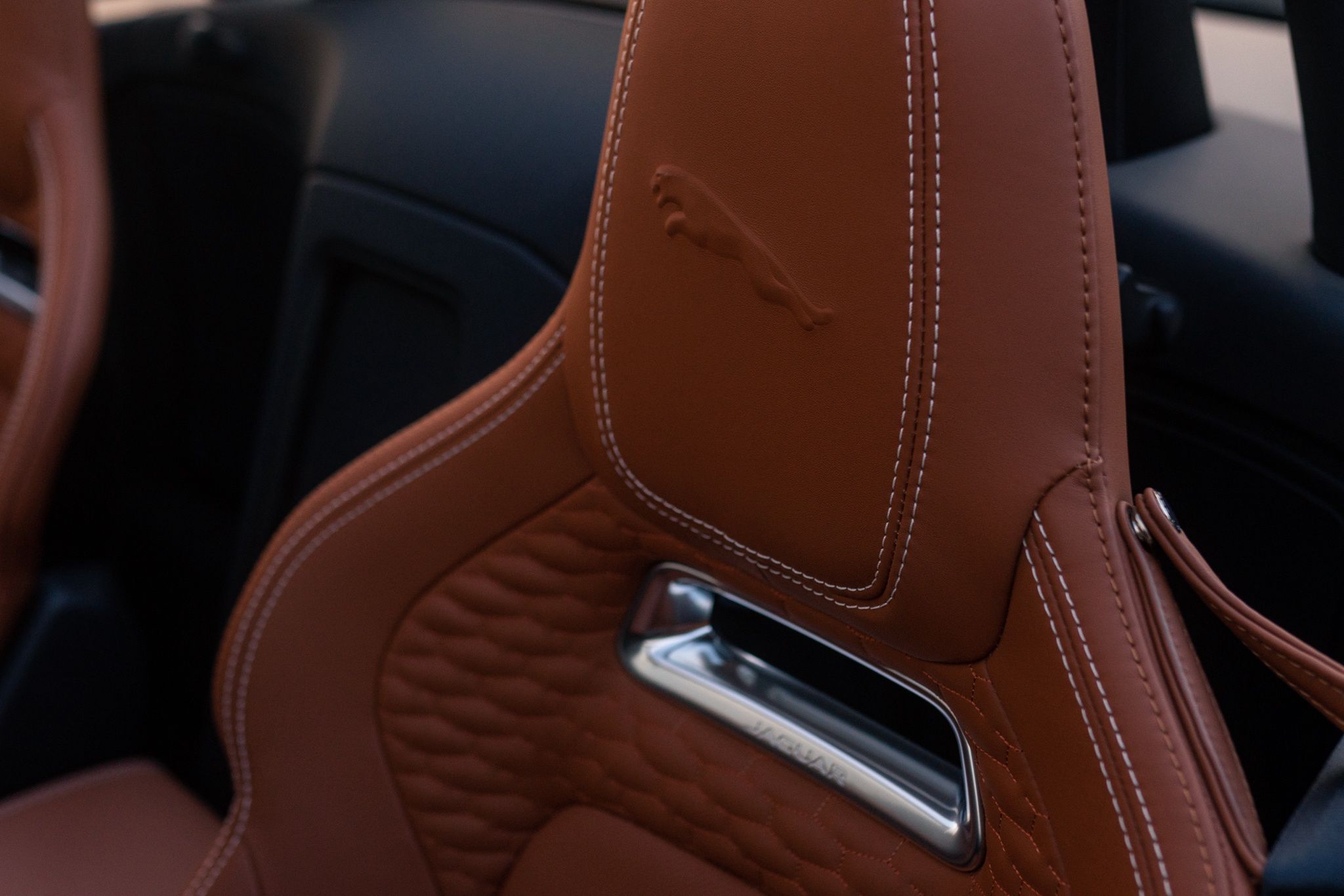 Jaguar F-Type P450