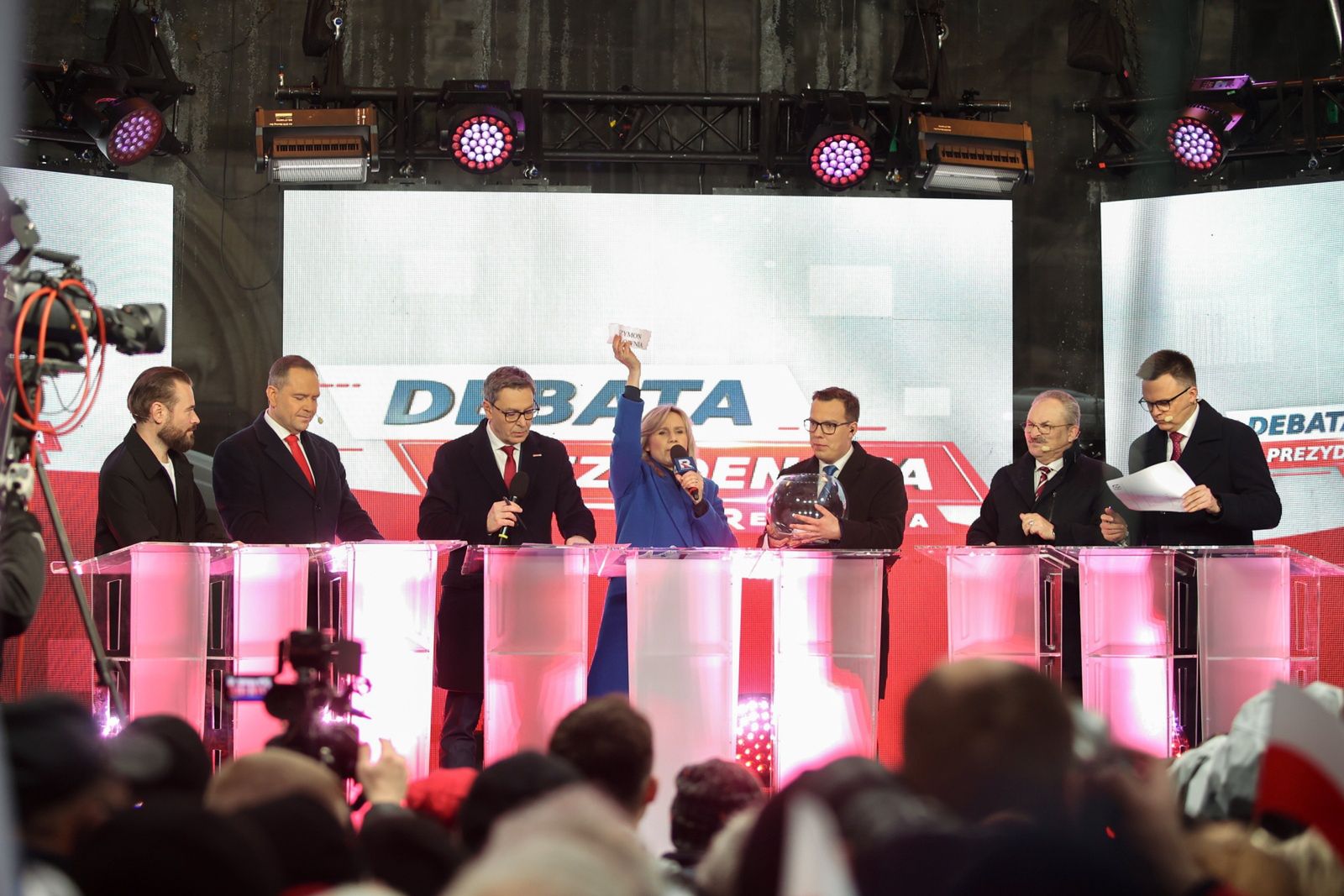 Powoli kończyli debatę. Padło kluczowe pytanie