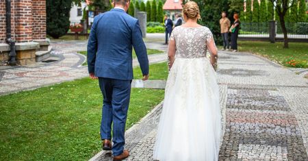Obsceniczna przemowa na weselu. Świadek się nie hamował