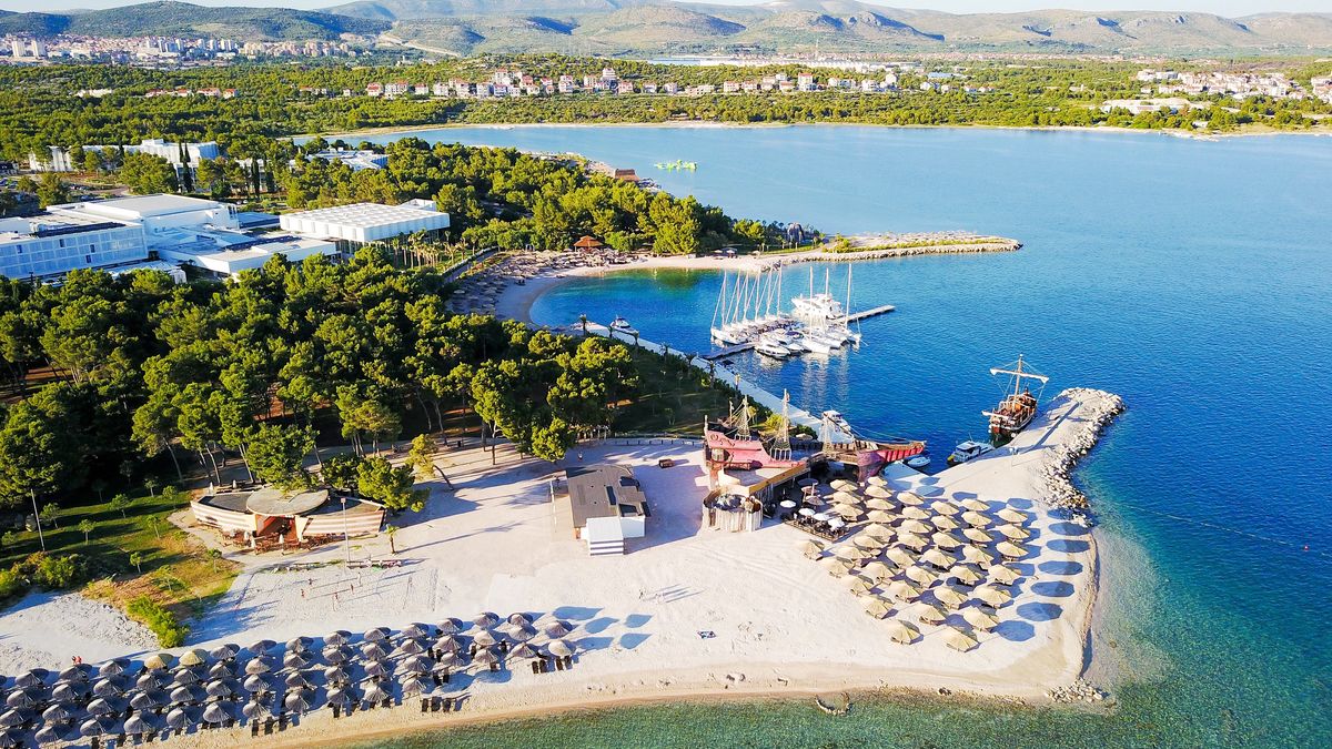 Okolice kempingu Solaris koło Szybenika