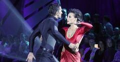 Wieczorowe suknie na parkiecie