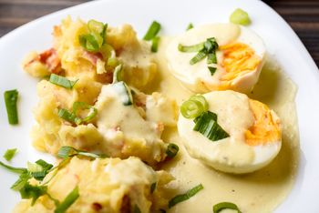 Z resztek chrzanu po świętach robię ten pyszny sos do jajek. To mój sposób na tani obiad