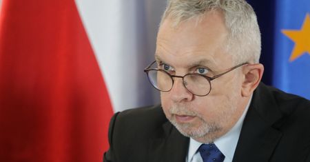 Nowy szef spółki zarządzającej energetyką. Nieoficjalnie: to bliski doradca Tuska