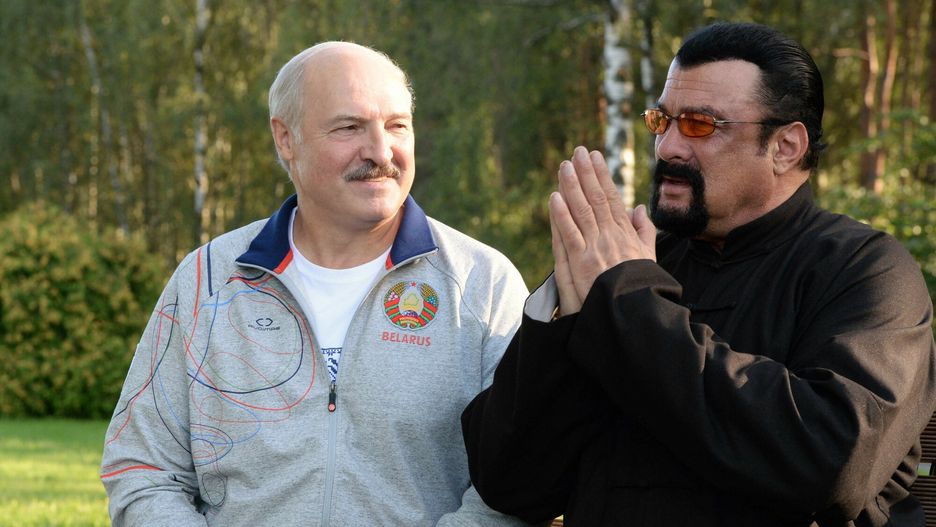 Aleksander Łukaszenka i Steven Seagal w 2016 r.