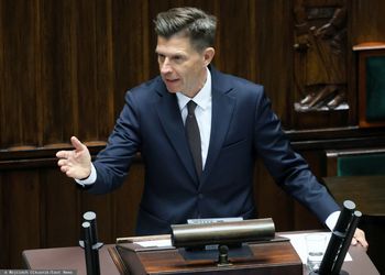 Zaskakujące słowa Petru. Chwali prezydenta i uderza w rząd