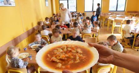 Zbiorowe zatrucie salmonellą w żłobku. Jest reakcja sanepidu