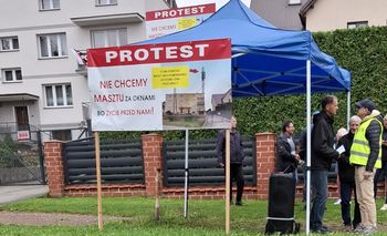 Skawina: Mieszkańcy nie chcą masztu telefonii komórkowej