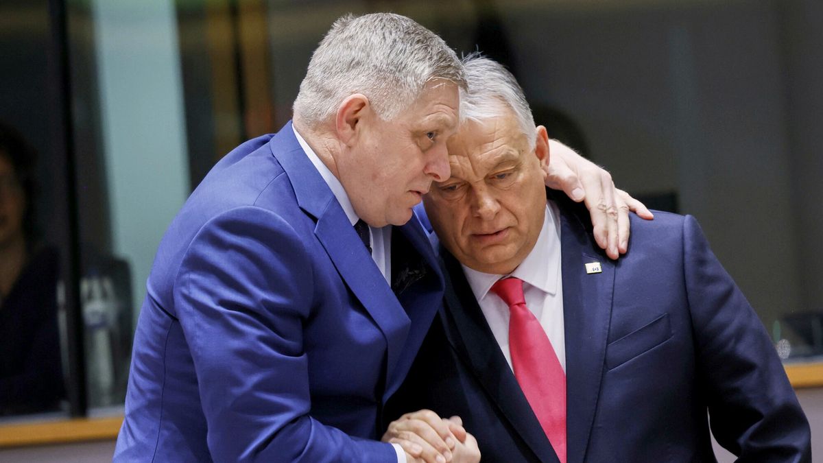 Na zdjęciu premier Słowacji Robert Fico i premier Węgier Viktor Orban