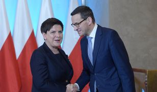 Szydło przyznała więcej nagród Morawieckiemu. Mamy dokumenty!