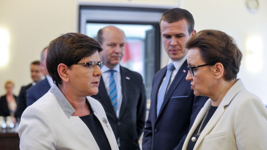 Premier Beata Szydło i minister edukacji Anna Zalewska.