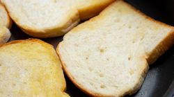 Uważaj. To popularne jedzenie może pogorszyć cerę bardziej niż fast food