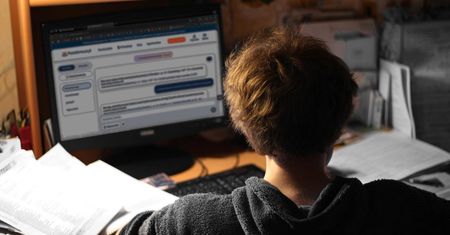 Rewolucja bez ściągania: PracaDomowa.pl zmienia model nauki polskich nastolatków
