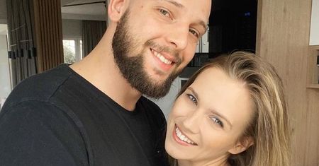 Przeszczęśliwa Agnieszka Kaczorowska zdradza sekret szczupłej sylwetki: "To nie dieta cud i ćwiczenia. TO MIŁOŚĆ"