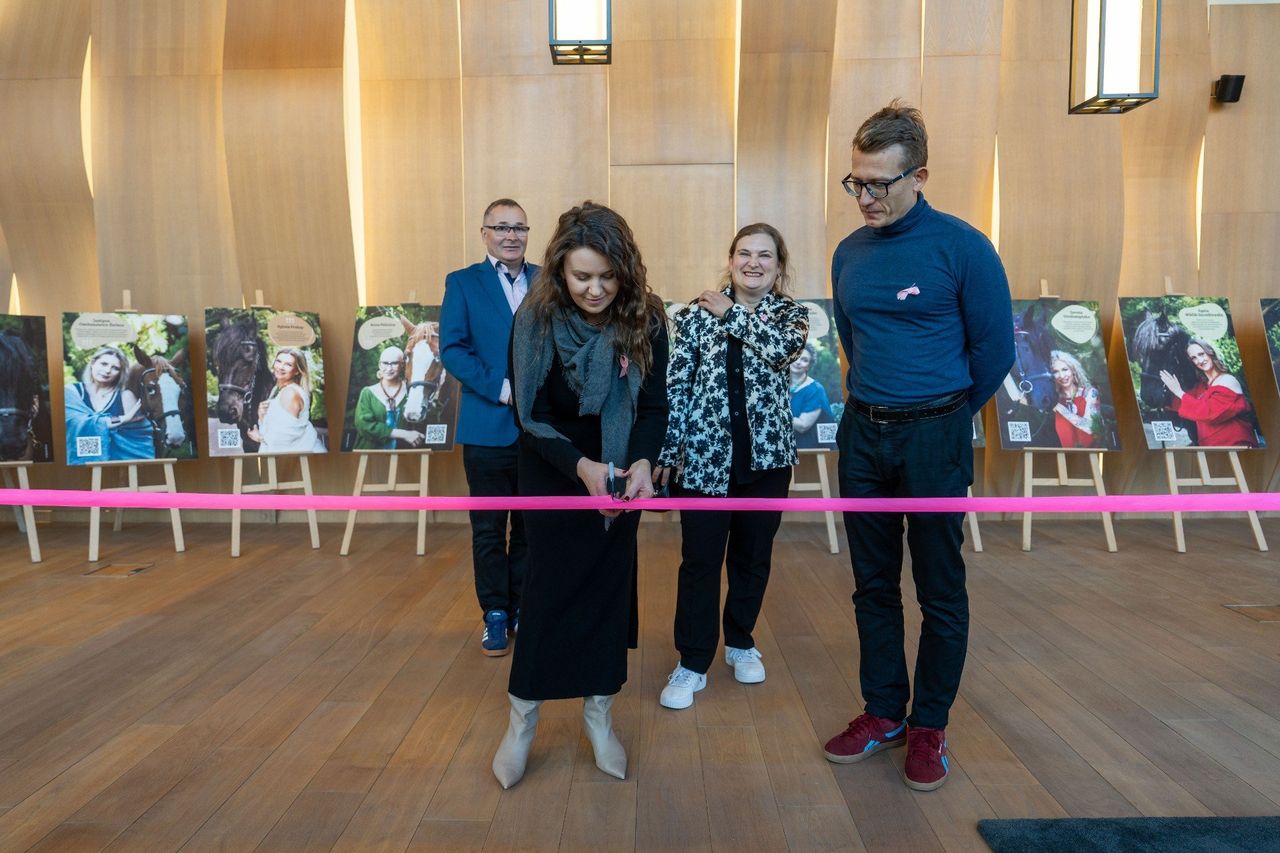 Gdańsk: Wystawa "KobieTY to siła" w Olivia Centre