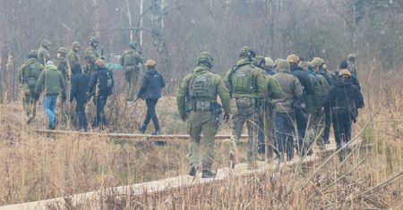 Komunikat DORSZ. Misja wojska przedłużona do 1 października