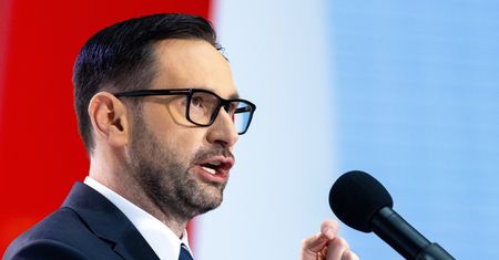 MPK Wrocław pozywa Orlen ws. cen paliw. Obajtek: to powinien być pozew do Putina