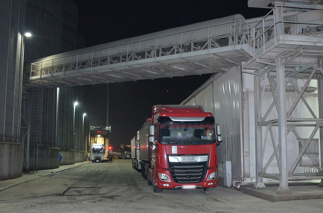 Gdańsk: Próbowali wprowadzić zanieczyszczone zboże do portu