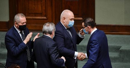 Prof. Hausner apeluje do rządu: "Powołajcie ludzi"