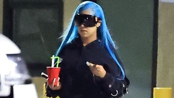 North West i jej tipsy maszerują po Los Angeles w "kosmicznych" okularach. 12-latka wybrała się na kolację z koleżankami (FOTO)