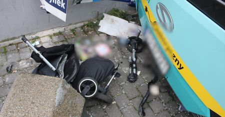 Autobus wjechał w przystanek. Kobieta i dziecko trafili do szpitala