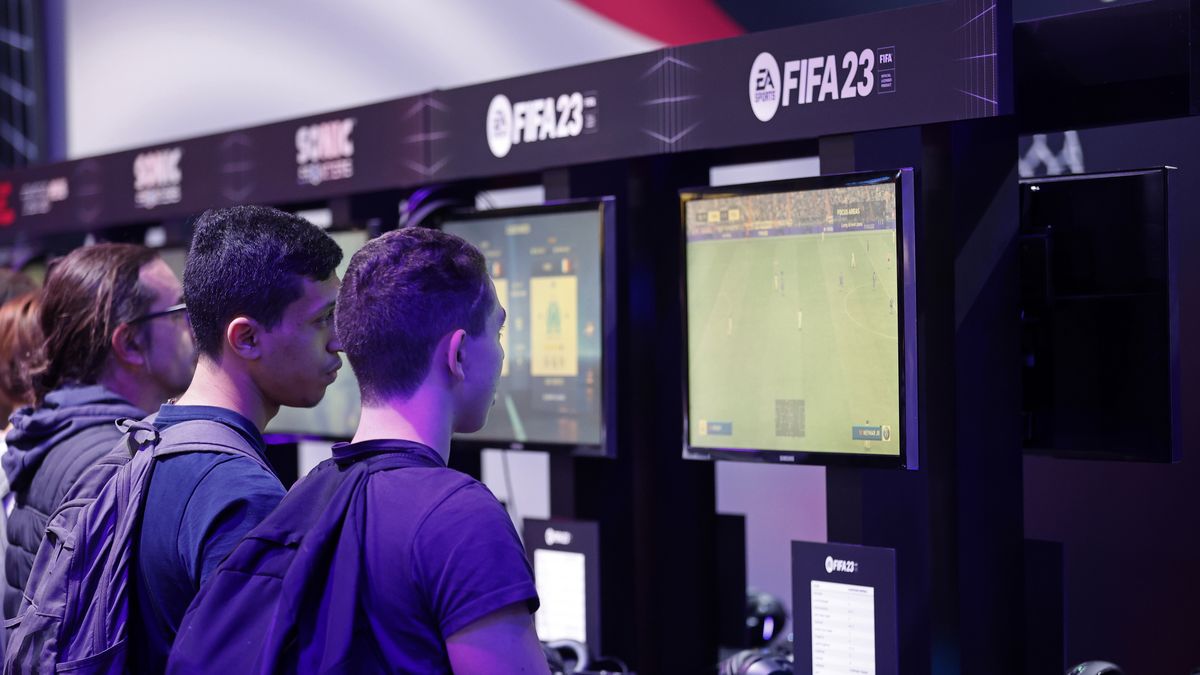 PARIS, FRANCE - NOVEMBER 03: A gamer plays the video game 'FIFA 23' developed by Electronic Arts (EA) during Paris Games Week 2022 at Parc des Expositions Porte de Versailles on November 03, 2022 in Paris, France. After two years of absence linked to the Covid-19 pandemic, Paris Games Week is making a comeback in Paris. The event celebrating video games and esports will be held from November 2 to 6, 2022. (Photo by Chesnot/Getty Images)