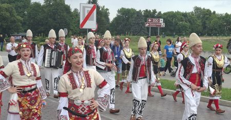 Międzynarodowy festiwal Eurofolk w Zamościu. Tak wyglądała parada ulicami miasta