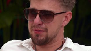 "Hotel Paradise". Darek zalał się łzami po ostrej kłótni. Internauci odpaleni: "Kolejna gra" [WIDEO]