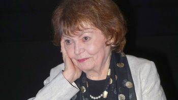 Iga Cembrzyńska NIE ŻYJE. Artystka przed śmiercią przeszła przez piekło. Rodzina chciała ją UBEZWŁASNOWOLNIĆ