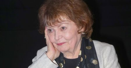 Iga Cembrzyńska NIE ŻYJE. Artystka przed śmiercią przeszła przez piekło. Rodzina chciała ją UBEZWŁASNOWOLNIĆ